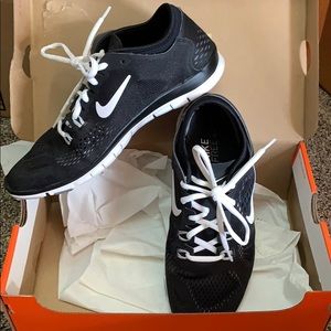 Women’s Nike free 5.0